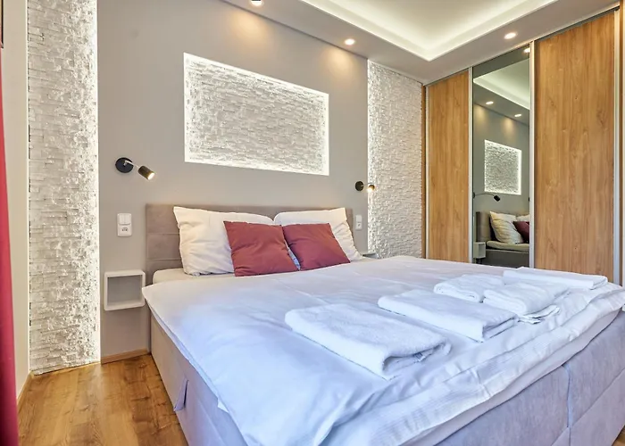 Plesivec - Tree アパート アベルタミ