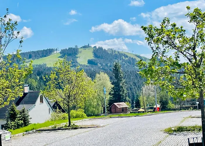 アパート Plesivec - Tree アベルタミ